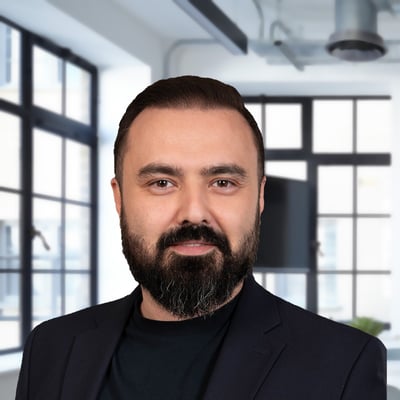 Faraz-ppls-Hintergrund